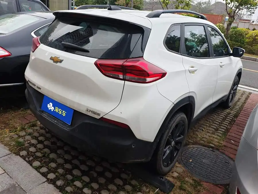 شوانغكو 2021 موديل 325T النسخة الرياضية الأوتوماتيكية الوطنية VI