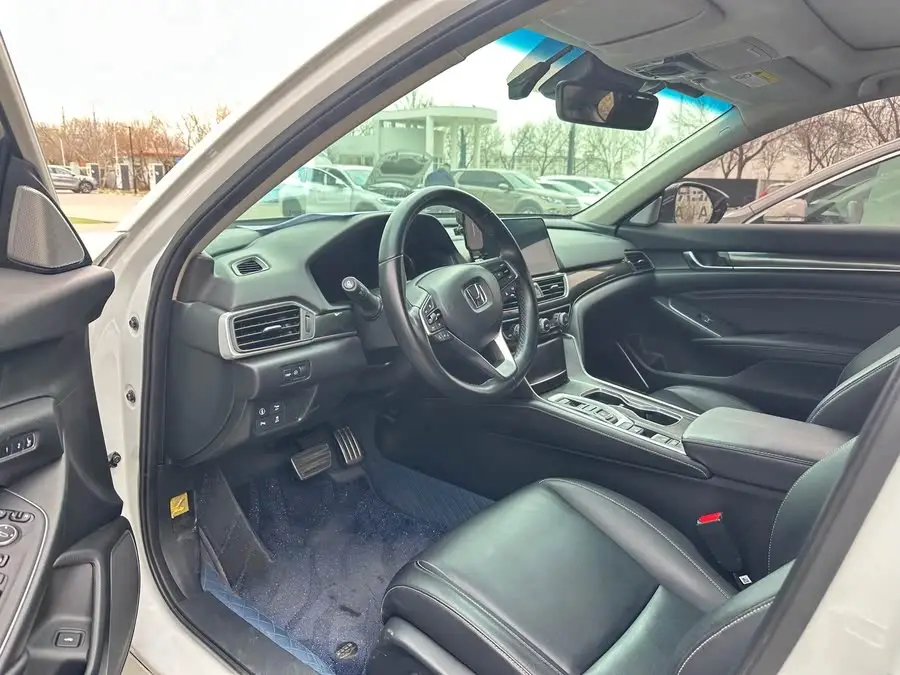 Accord 2022 Hybrid 2.0L Phantom Night Smart Edition