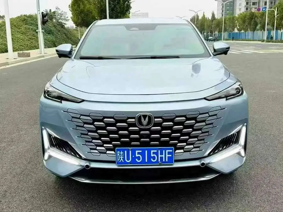 شانجان UNI-K 2021 2.0T دفع كلي بريميوم