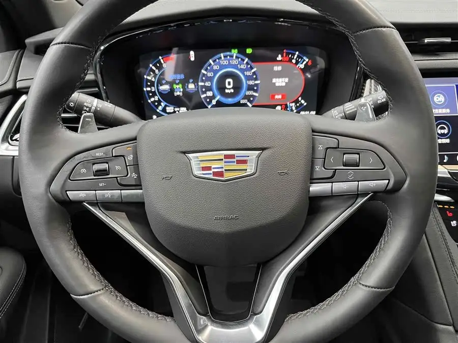 Cadillac XT6 2025 2.0T Six-Seater AWD Premium Executive Black Edition