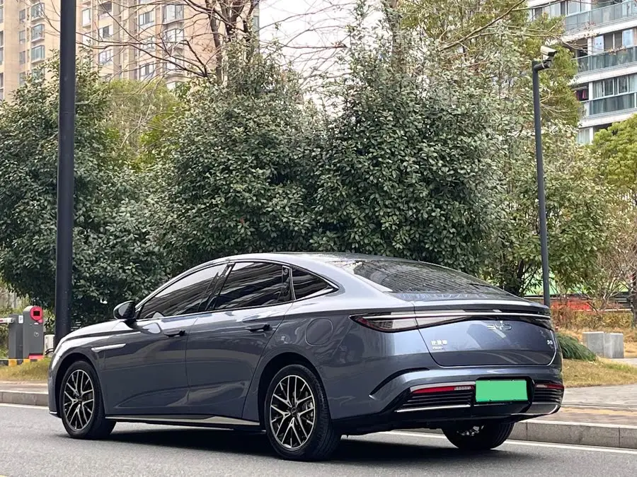 Sealion 2024 Honor Edition DM-i 1.5L 121km Premium Model