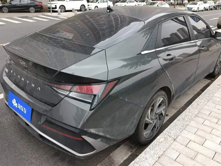 إلانtra 2023 1.5L CVT GLX النخبة