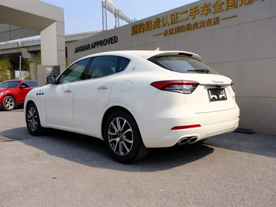 Levante 2023 Model 2.0T GT