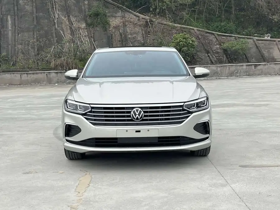 LAVIDA 2023 1.5L Automatic Five Million Edition