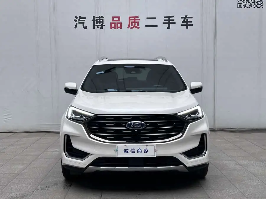 2021 Ford Edge PLUS EcoBoost 245 AWD Premium 7-Seater