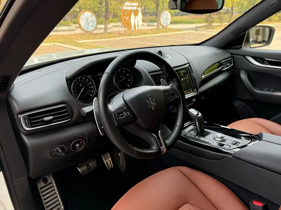 Levante 2022 2.0T GT Version