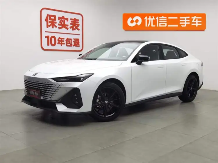 Changan UNI-V 2024 1.5T High Energy Version