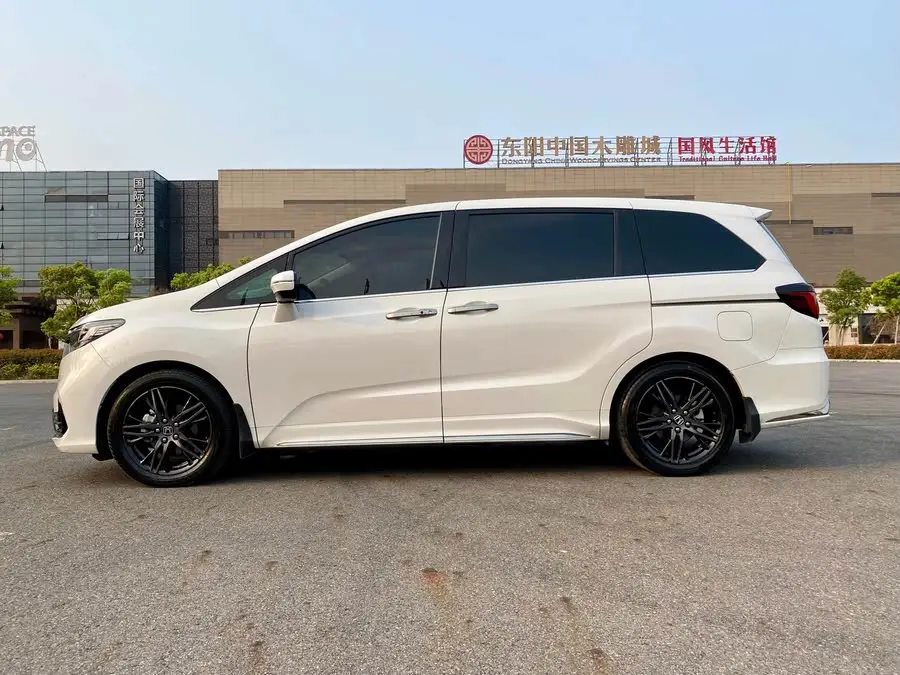 أوديسي 2022 2.0L e:HEV إصدار شارب