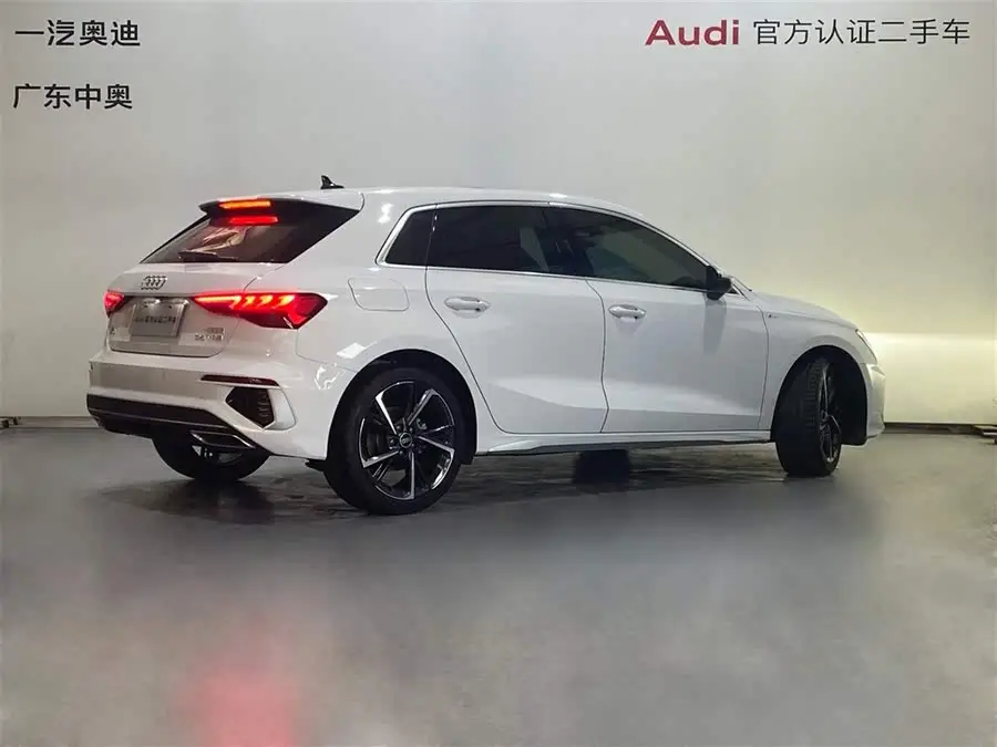 Audi A3 2022 Sportback 35 TFSI Fashion Sport