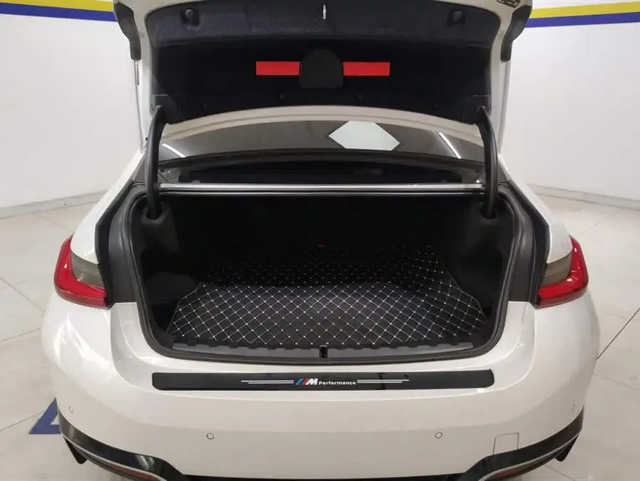 بي إم دبليو i3 2022 eDrive 35 L