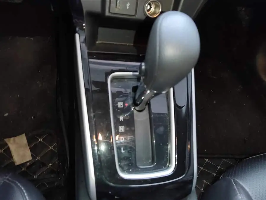 2021 إكسيون يي كلاسيك 1.6XL CVT النسخة الفاخرة