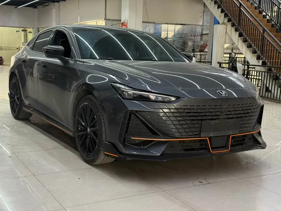 Changan UNI-V 2023 1.5T Sport Edition