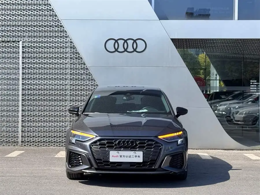 2023 Audi A3 Sportback 35 TFSI Stylish Sport