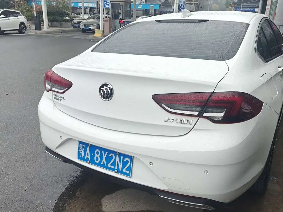 بيوك ريجال 2020 552T الفاخرة