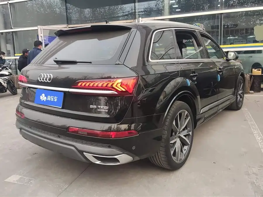 Audi Q7 2022 55 TFSI quattro S line Sport