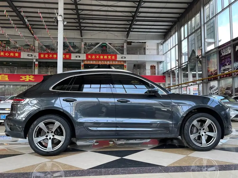 2023 Macan Macan 2.0T