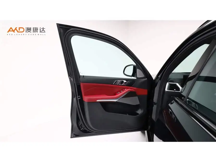 BMW X5 2023 xDrive 40Li Luxury M Sport Night Package