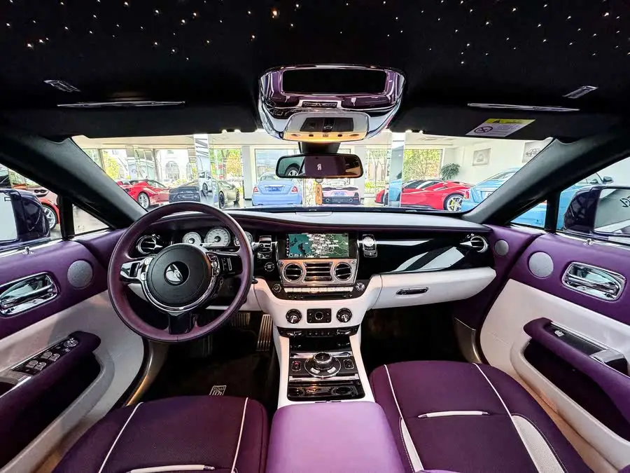 فانتوم 2018 6.6T النسخة القياسية