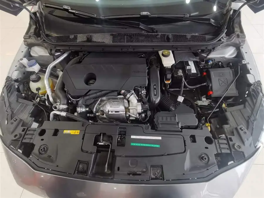 Peugeot 408 2022 1.6T Entry Version