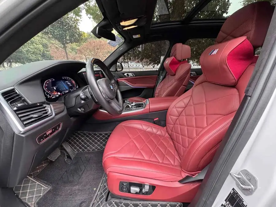 BMW X5 2022 xDrive 40Li M Sport Package