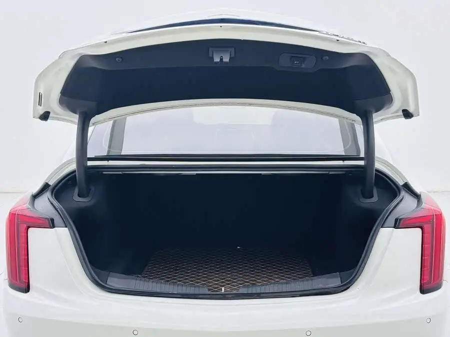 Cadillac CT5 2020 Facelift 28T Sporty Model