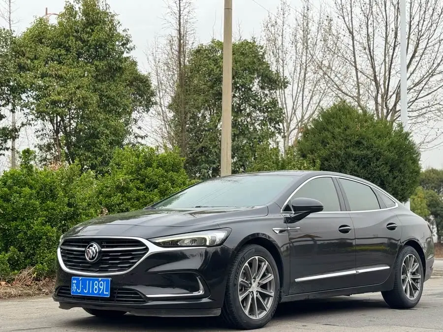 بيك 2021 652T الفاخرة