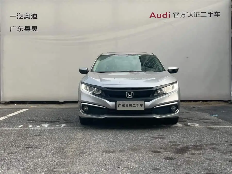 Civic 2019 220TURBO CVT Sport Version National V