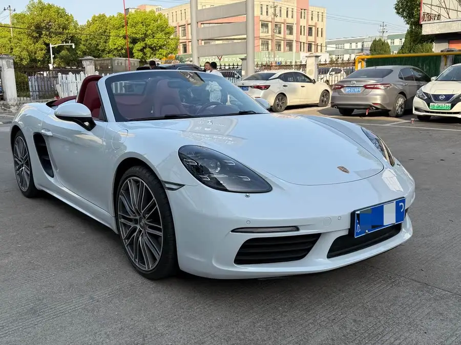 Porsche 718 2020 Model Boxster 2.0T