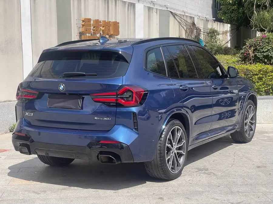 BMW X3 2022 xDrive30i Leading M Night Package