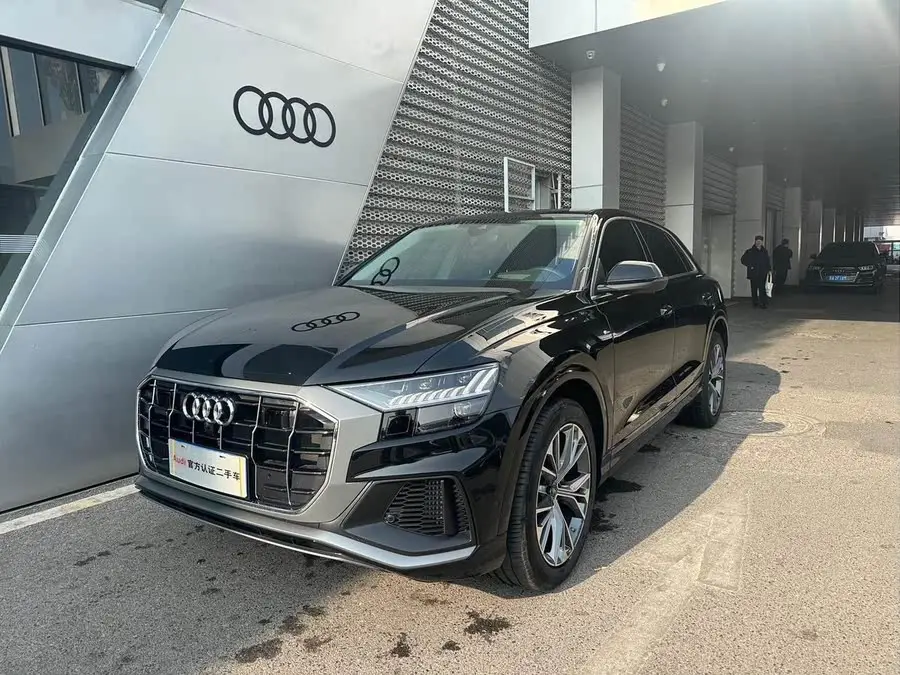 أودي Q8 2023 55 TFSI فئة الديناميكية الفاخرة