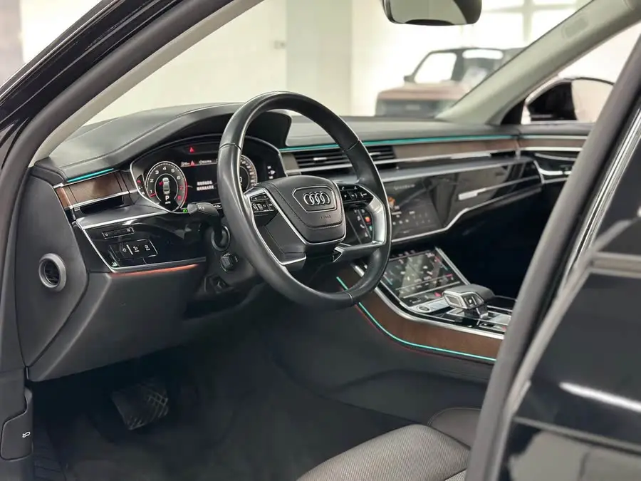 Audi A8 2021 Model A8L 50 TFSI quattro Luxury