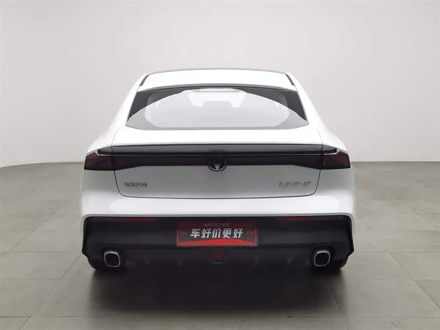 شانجان UNI-V 2024 1.5T النسخة عالية الطاقة