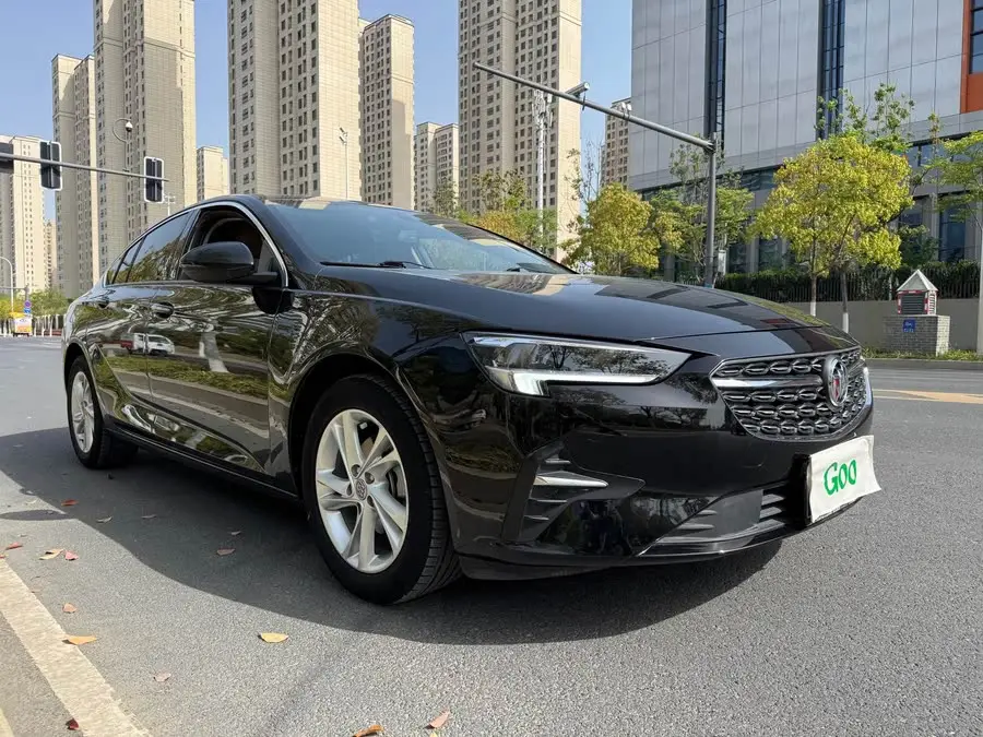 ريجال 2023 552T الإصدار الذكي