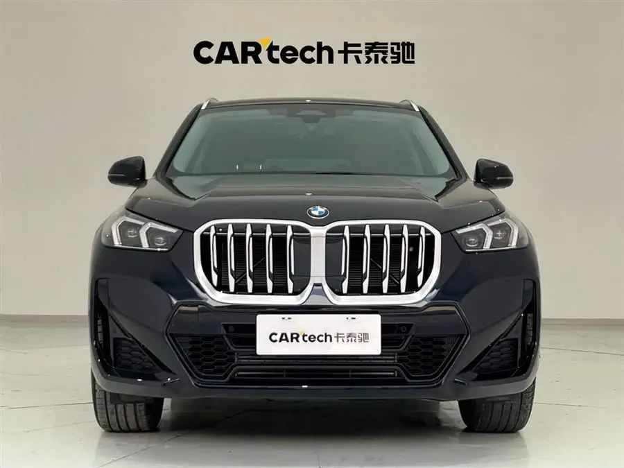 بي إم دبليو X1 2024 sDrive25Li حزمة الرياضة M