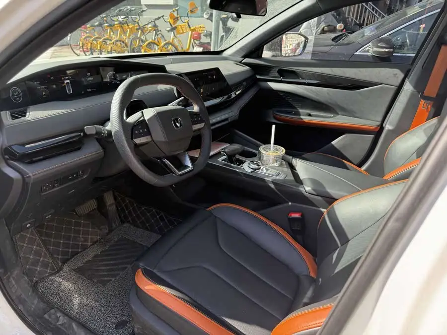 Changan UNI-V 2024 1.5T Premium