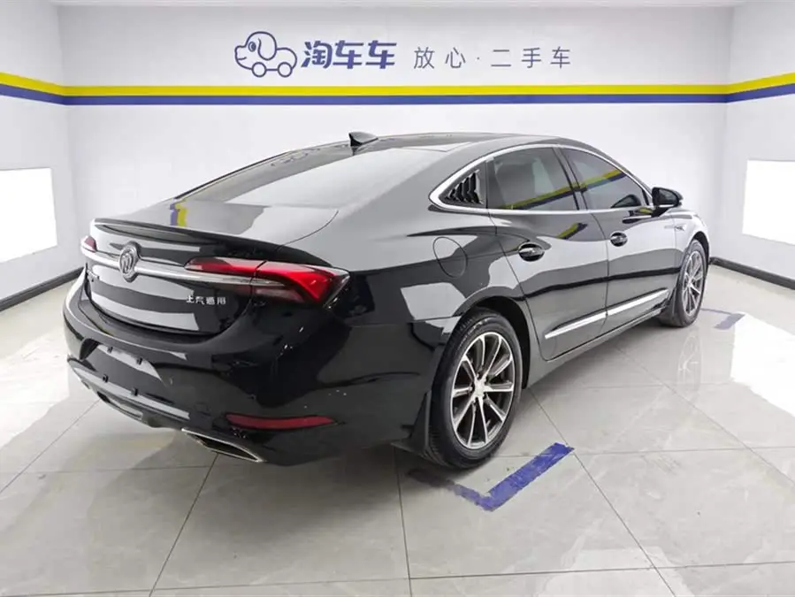 Buick LaCrosse 2021 652T Luxury