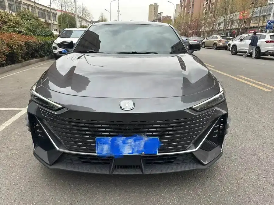 Changan UNI-V 2022 1.5T Premium