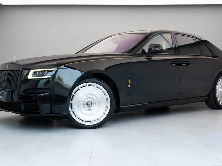 غوست 2021 6.7T النسخة ذات قاعدة العجلات القياسية