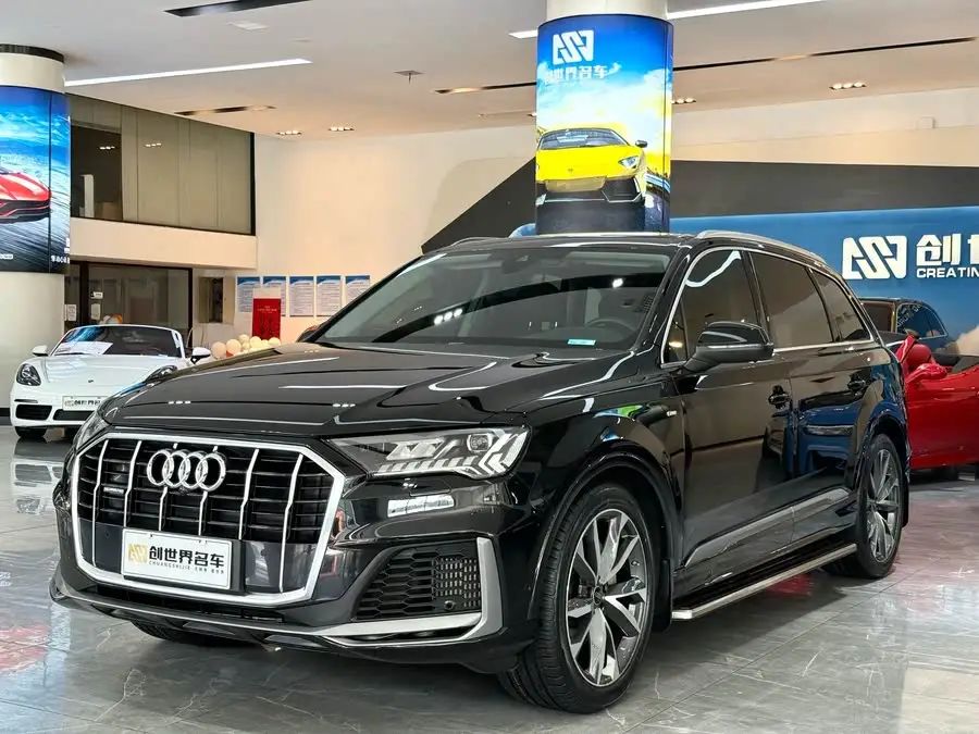 Audi Q7 2023 45 TFSI quattro S line Sport