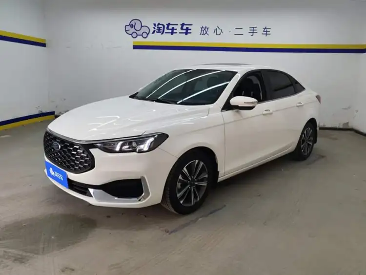 Ford Focus 2021 1.5L Automatic Diamond Edition