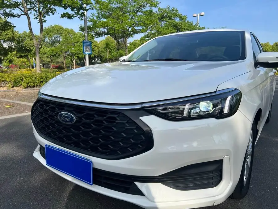 Ford Focus 2021 1.5L Automatic Gold Edition