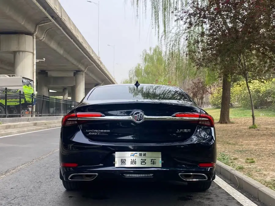 Buick LaCrosse 2021 652T Luxury