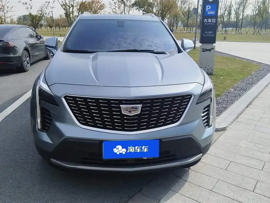 Cadillac XT4 2021 28T FWD Premium