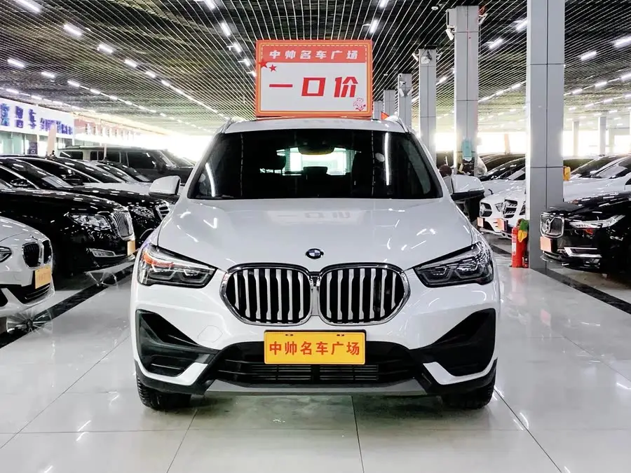 بي إم دبليو X1 2021 طراز مُعدل sDrive20Li فاشن