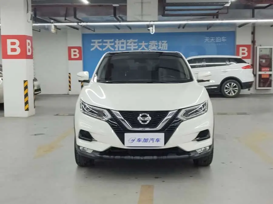 نيسان قاشقاي 2019 2.0 لتر CVT الفاخرة