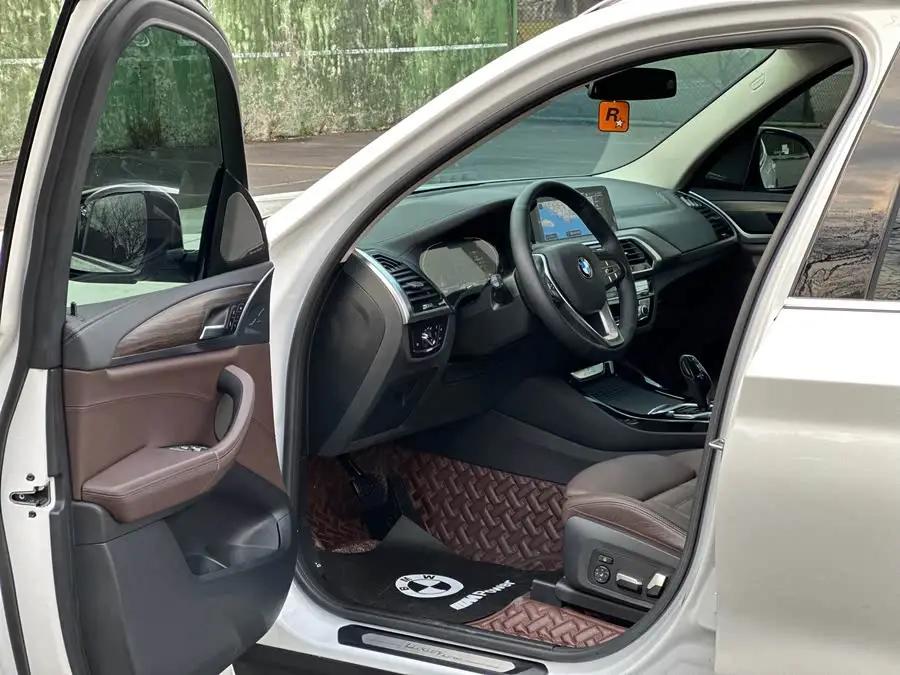 BMW X3 2021 xDrive28i Luxury Package