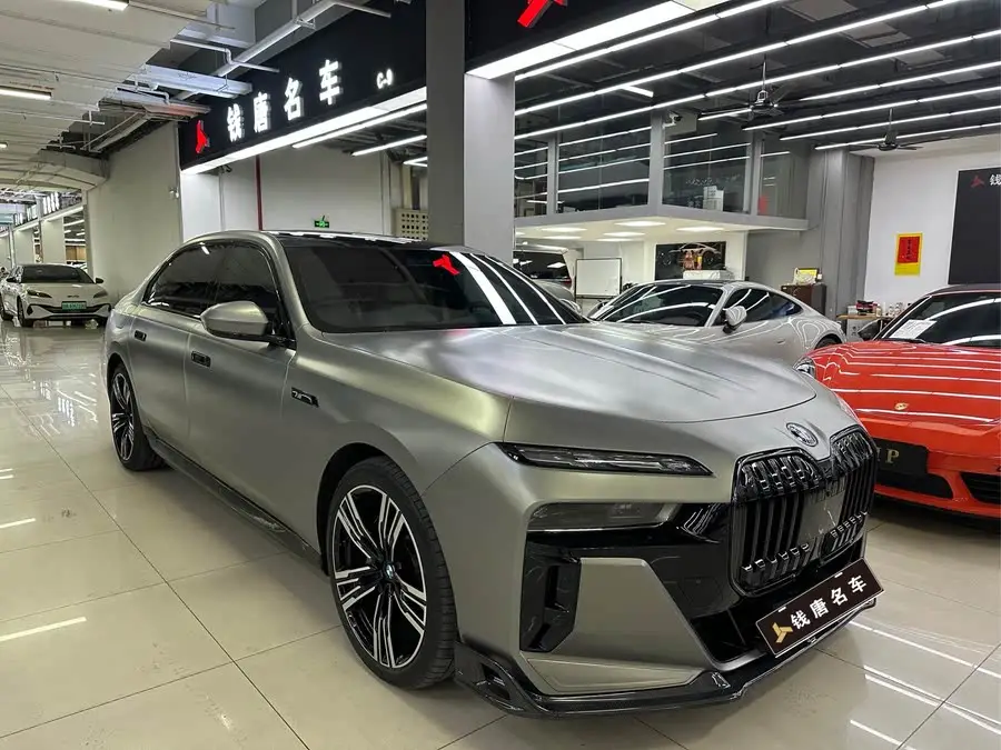 BMW i7 2023 xDrive60L M Sport Package