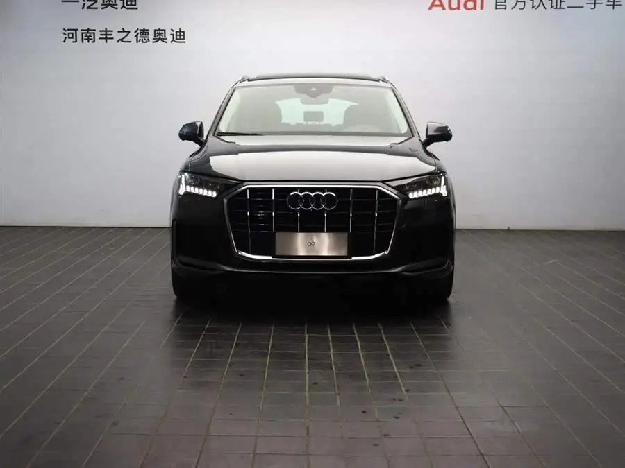 Audi Q7 2023 55 TFSI quattro S line Sport