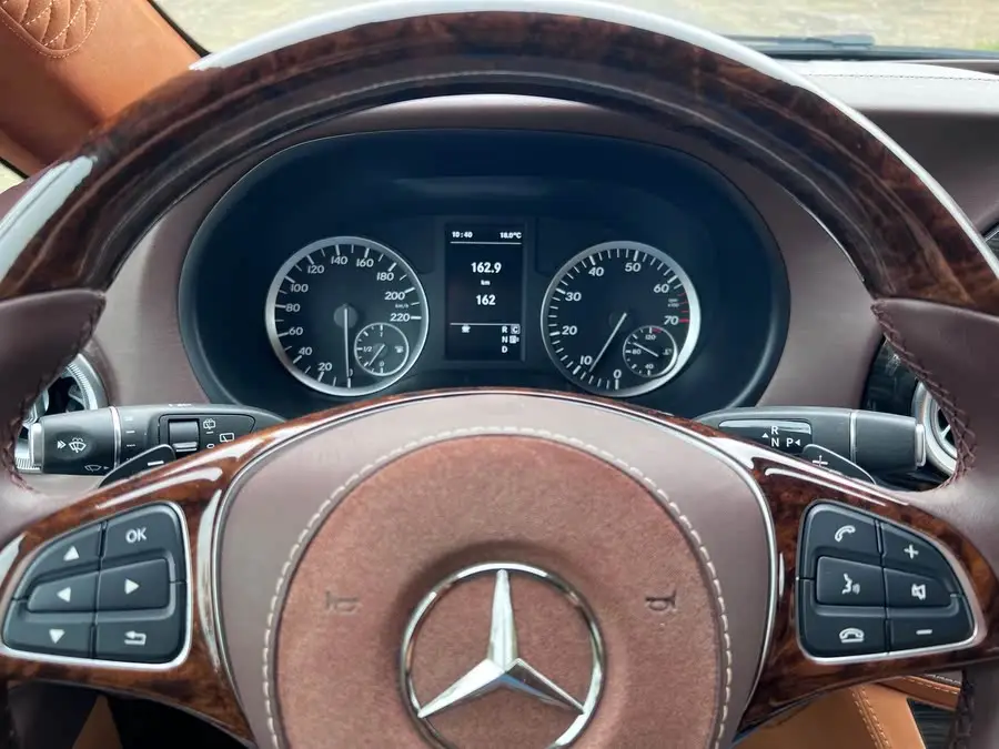 فيتو 2018 نسخة 2.0T النخبة 7 مقاعد المواصفات الوطنية VI