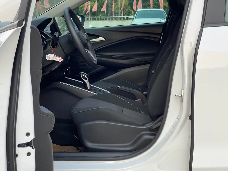 2021 Chevrolet Cavalier 325T Automatic Enjoyment Edition